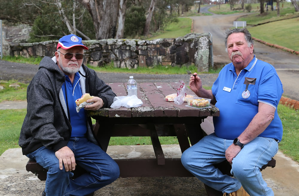 Sidepanel Image Sidepanel Image